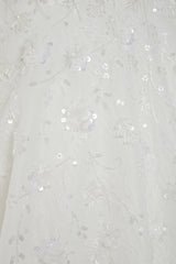 Long lace sleeves volume wedding dress