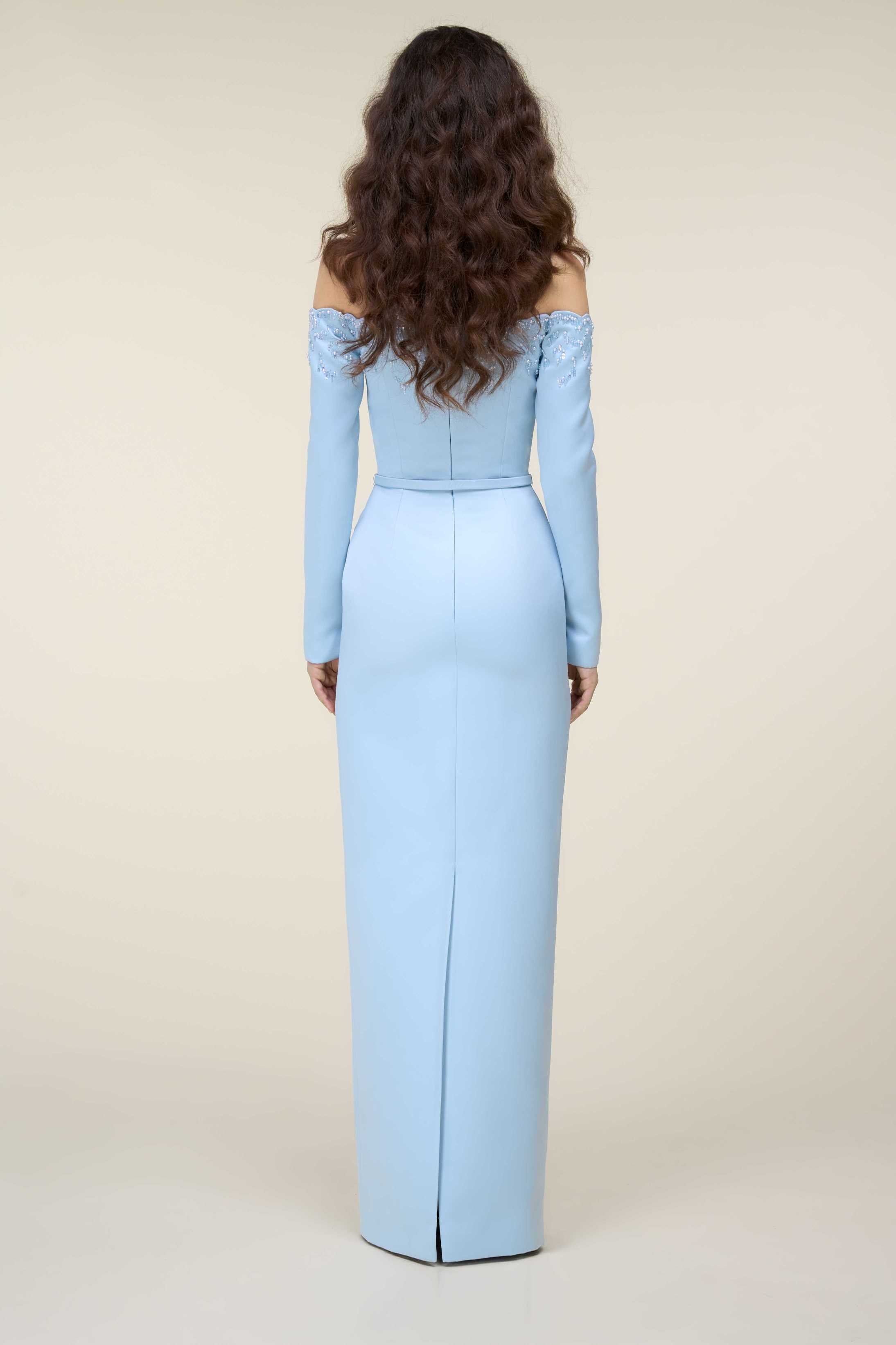 Off-shoulder embroidered tubino dress with belt.