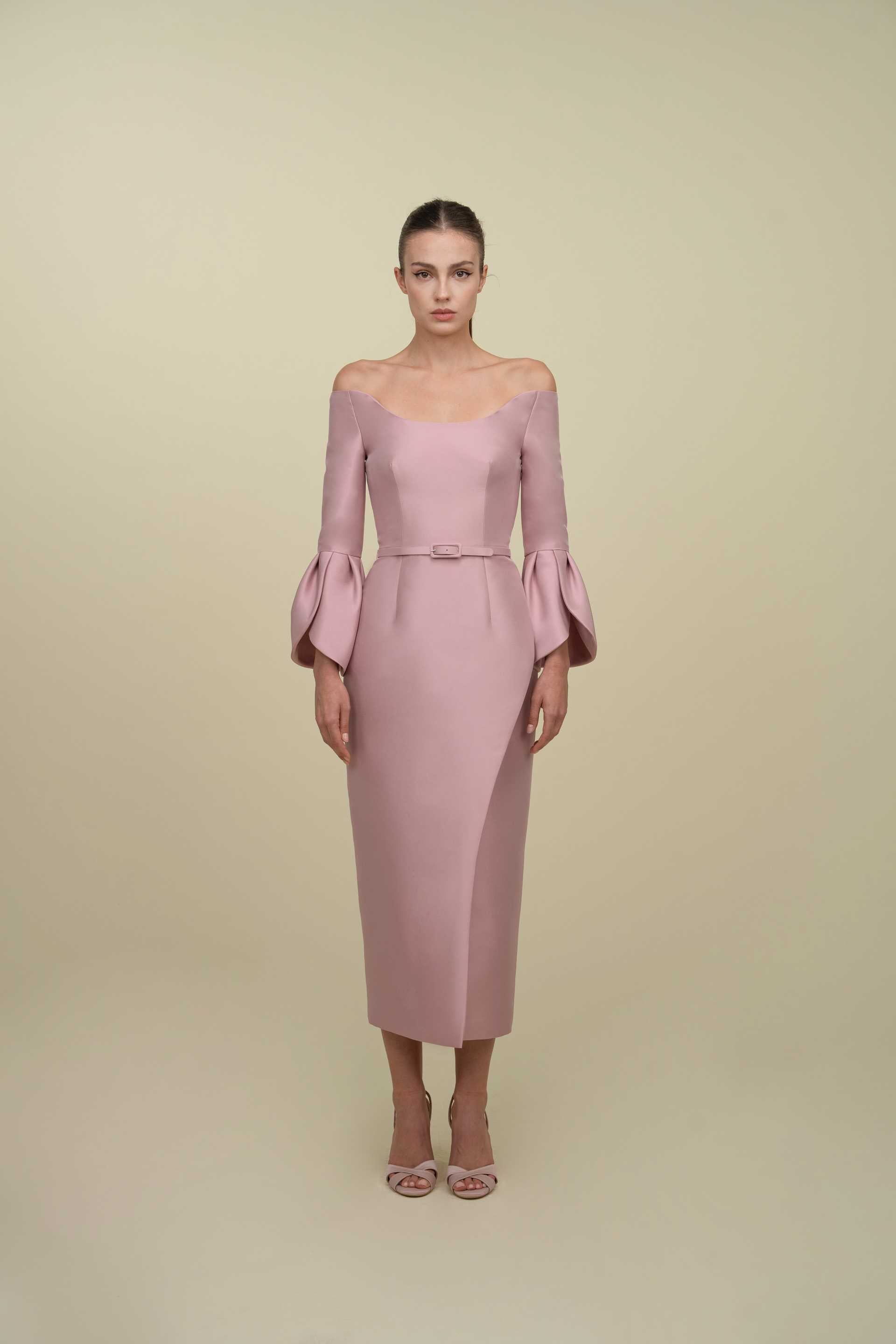 Off-Shoulder Dress With Cuffs Sleeves