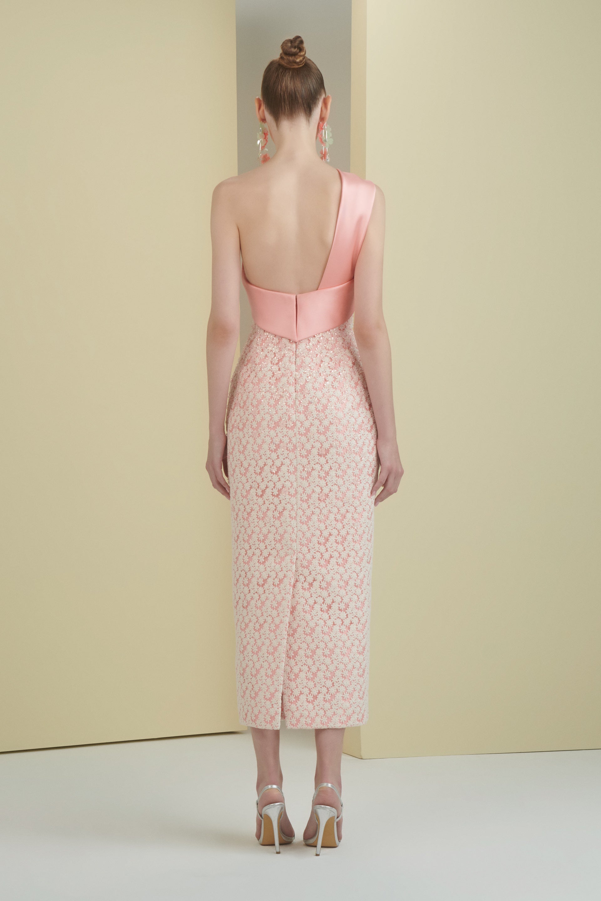 embroidery, column midi dress, one shoulder, asymmetrical neckline, guipure lace, midi length, fitted dress, cream dress, floral, beading dress, 3d embellished dress, red carpet dress, ready to wear designer, evening dress Dubai, buy dress Dubai, fashion designer Dubai, SS24 collection, Spring summer collection, gala dress