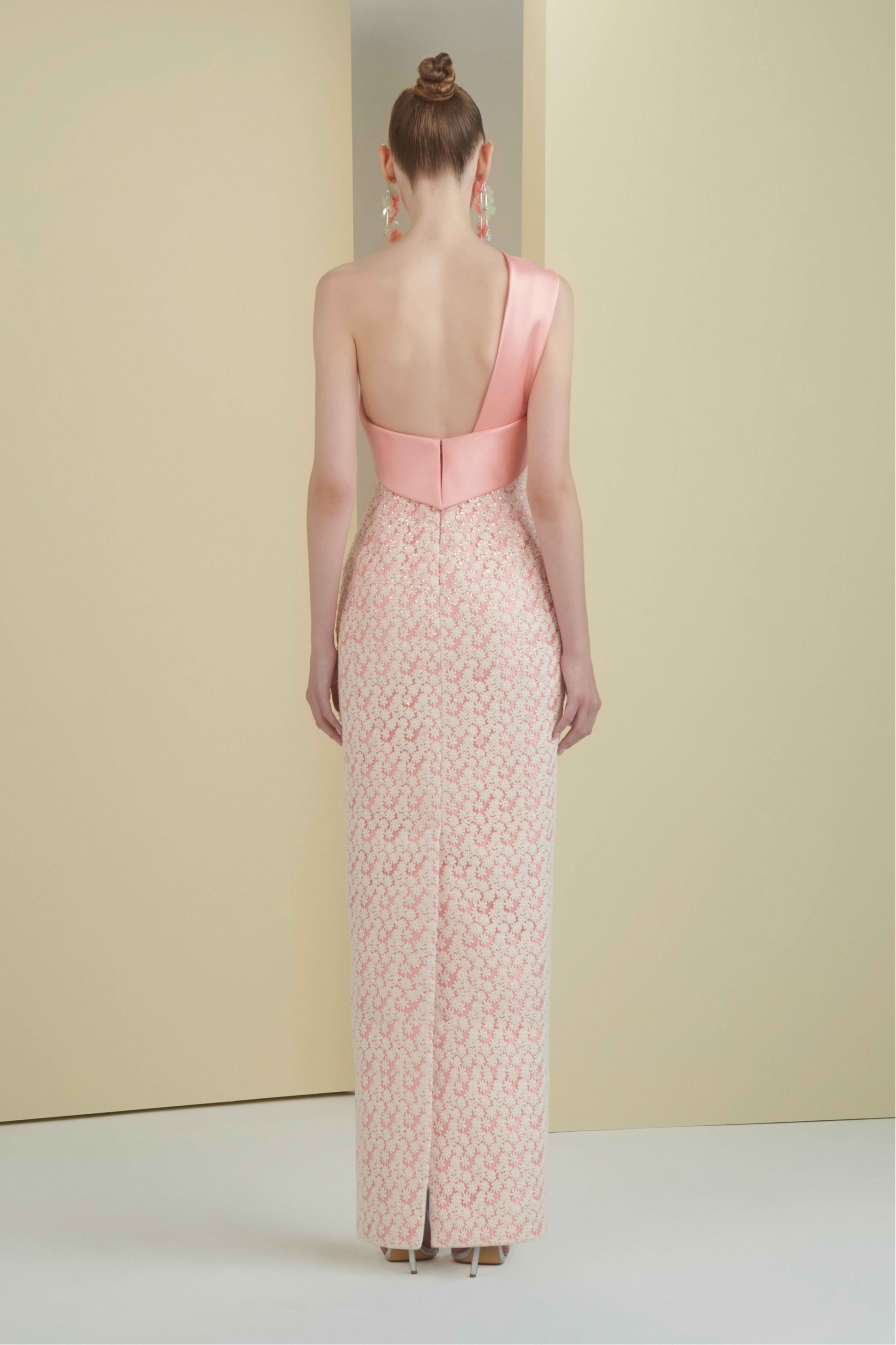 embroidery, column midi dress, one shoulder, asymmetrical neckline, guipure lace, midi length, fitted dress, cream dress, floral, beading dress, 3d embellished dress, red carpet dress, ready to wear designer, evening dress Dubai, buy dress Dubai, fashion designer Dubai, SS24 collection, Spring summer collection, gala dress