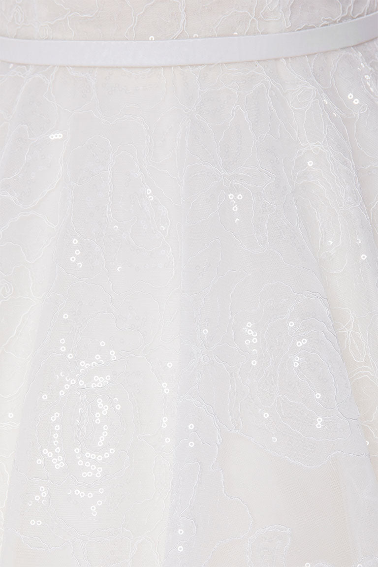 Cup Sleeves Embroided Big Volume Wedding Dress