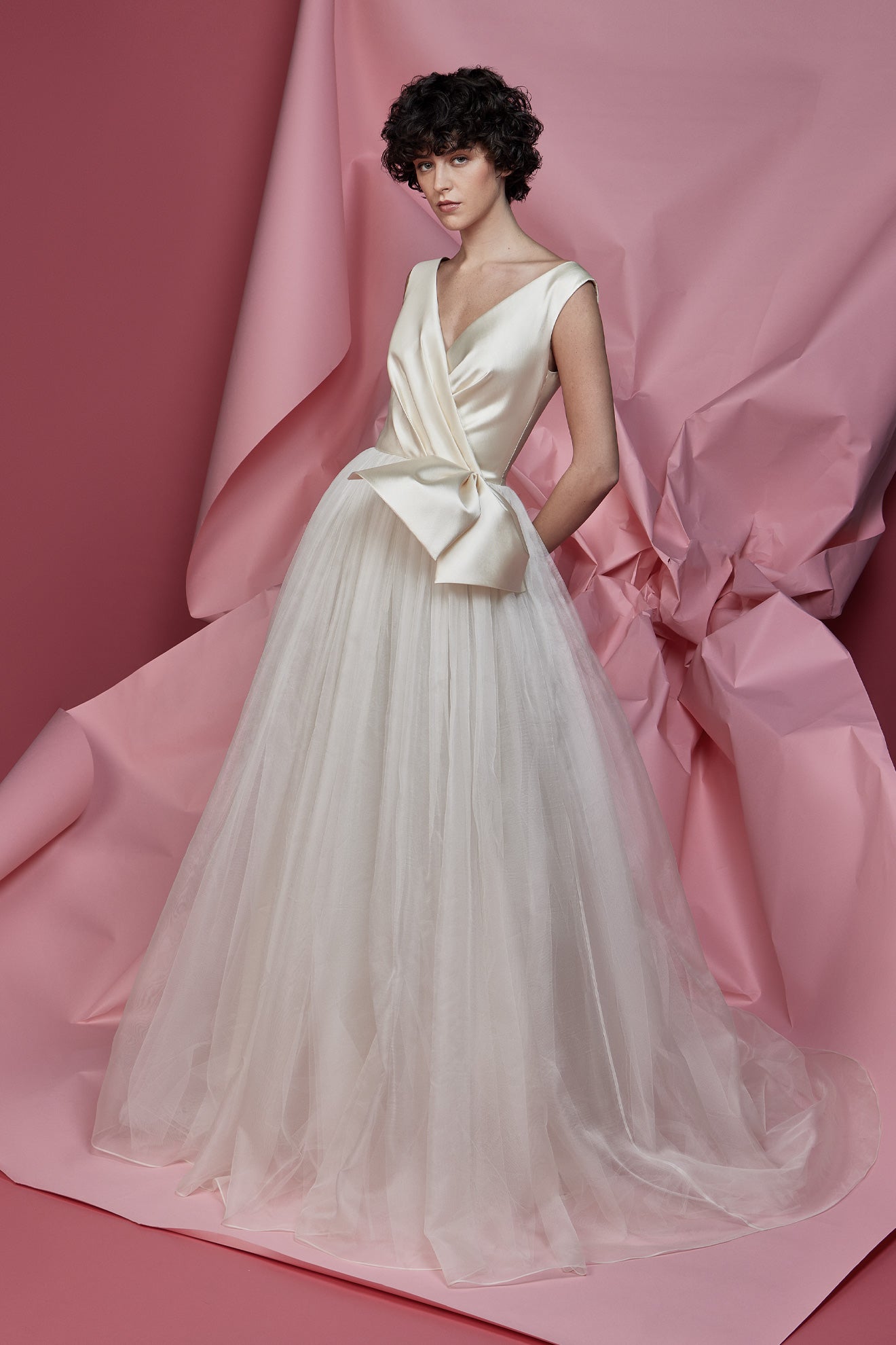 Elegant satin bow big volume wedding gown
